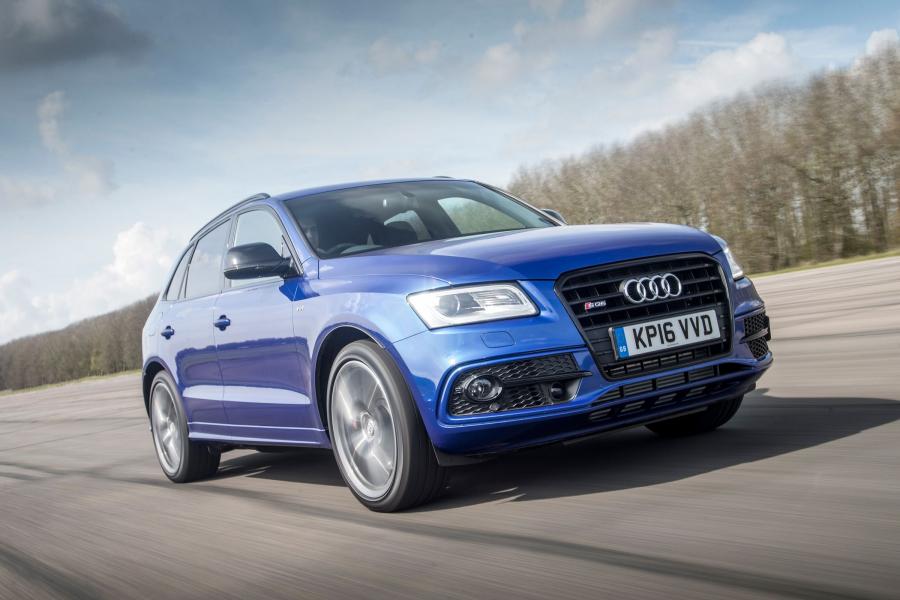  Audi SQ5 TDI Plus (8R) 2016 года  (UK) (фото 6 из 16)